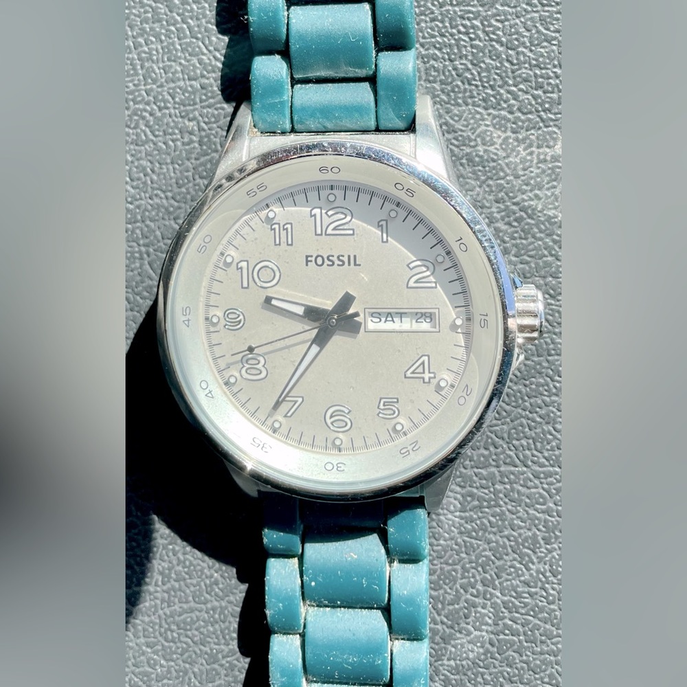 Women’s fossil watch